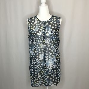 CAbi sleeveless button down tunic in M